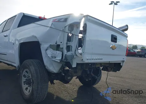 2015 Chevrolet Silverado 2500Hd Ltz z USA, uszkodzony, nr VIN 1GC1KWEG3FF162752